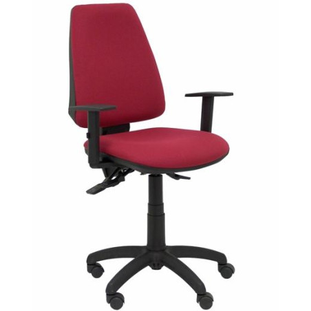 14SBALI933B10 PIQUERAS Y CRESPO SILLA ELCHE GIRATORIA ASINCRO BRAZOS REGULABLES TEJIDO BALI GRANATE