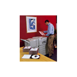 09004185 OKI Solucion CD Etiqueta de CD integrada con caratula (50 caratulas+50 pegatinas)